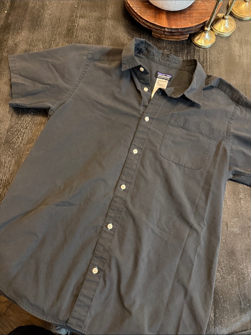 Patagonia Short-Sleeve Button-Down Shirt - Dark Gray